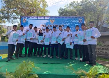 Lurah Kamal Edi Sukarya Hadiri Pelantikan Ketua RT Wilayah RW.02 Kamal Kecamatan Kalideres Jakarta Barat