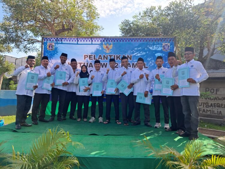 Lurah Kamal Edi Sukarya Hadiri Pelantikan Ketua RT Wilayah RW.02 Kamal Kecamatan Kalideres Jakarta Barat