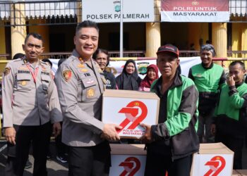 Ojol dan Warga Dapat Layanan Kesehatan Gratis dari Polres Jakbar, Ini Kata Wakapolres
