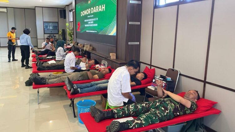 Polres Bogor Gelar Bhakti Kesehatan Donor Darah dan Khitanan Massal Dalam Rangka Hari Bhayangkara Ke-79