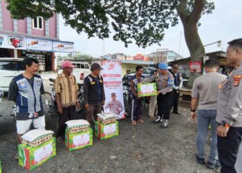 Personil Polsek Simpang Pematang dan Polsek Tanjung Raya Polres Mesuji, Laksanakan Program Bakti Religi Kepada Pengurus Tempat-tempat Ibadah