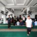 Pengamanan Sholat Jum’at Di Wilayah Hukum Polsek Ngabang Terpantau Aman Kondusif.