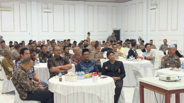 Polres Langkat Gelar Nonton Bareng Wayang Kulit Bersama Kapolri: Wujud Kepedulian Melestarikan Budaya Bangsa