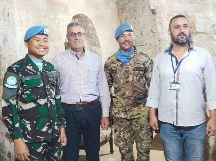 MCOU XXX-O Kenalkan UNIFIL Kepada Pemimpin Lokal Desa Deir Mimas