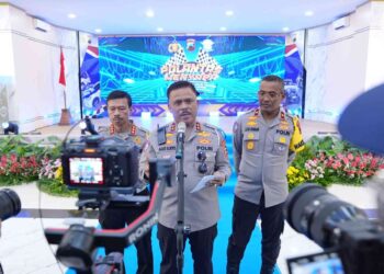 Ops Patuh 2025,Kakorlantas Menyapa Ratusan Anggota Komunitas Motor di Jateng