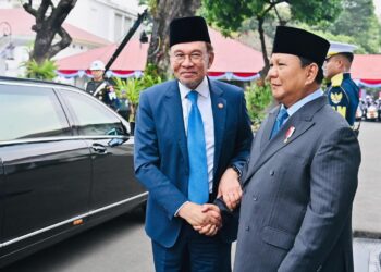 Hangat dan Bersahabat, Presiden Prabowo Sambut Kunjungan PM Malaysia Anwar Ibrahim di Istana Merdeka Jakarta