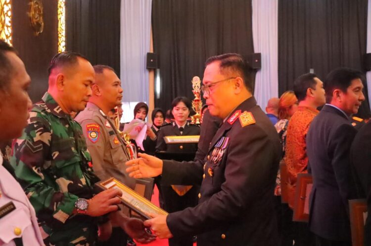 Polda Lampung Gelar Syukuran HUT Bhayangkara ke-79, Pekon Lugusari Raih Penghargaan Lomba Tiga Pilar