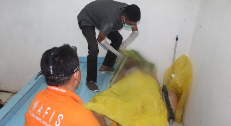 Inafis Satreskim Polres Tanggamus Identifikasi Temuan Mayat di Kebun Kelumbayan Barat
