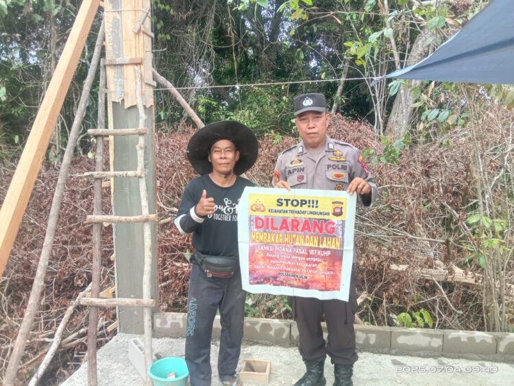 Polsek Menjalin Edukasi Warga, Cegah Karhutla Sejak Dini