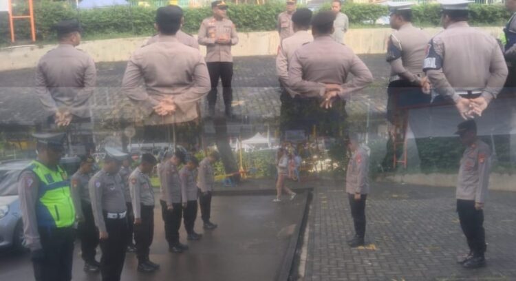 Polsek Cikarang Selatan Gelar Apel Pengamanan Pawai Ta’aruf FUKHIS