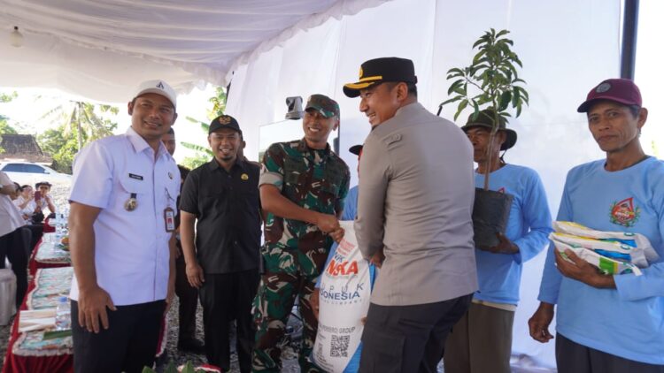 Dukung Swasembada Pangan Nasional, TNI-Polri dan Pemkab Tanam Jagung Serentak
