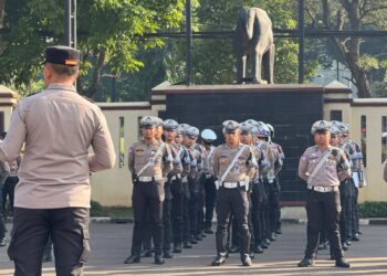 Kapolres Bogor Pimpin Apel Pengecekan Personel Lantas untuk Pengamanan Jalur Puncak di Akhir Pekan