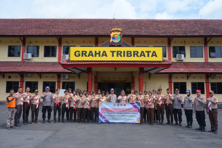 Polsek Kalirejo Fasilitasi Pembinaan Karakter Saka Bhayangkara melalui Kunjungan ke SPN Polda Lampung