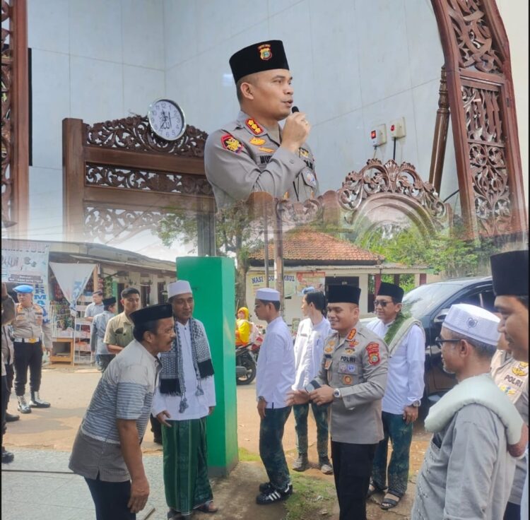 Kapolres Metro Bekasi Gelar Safari Kamtibmas di Masjid Al Hikmah, Cikarang Selatan