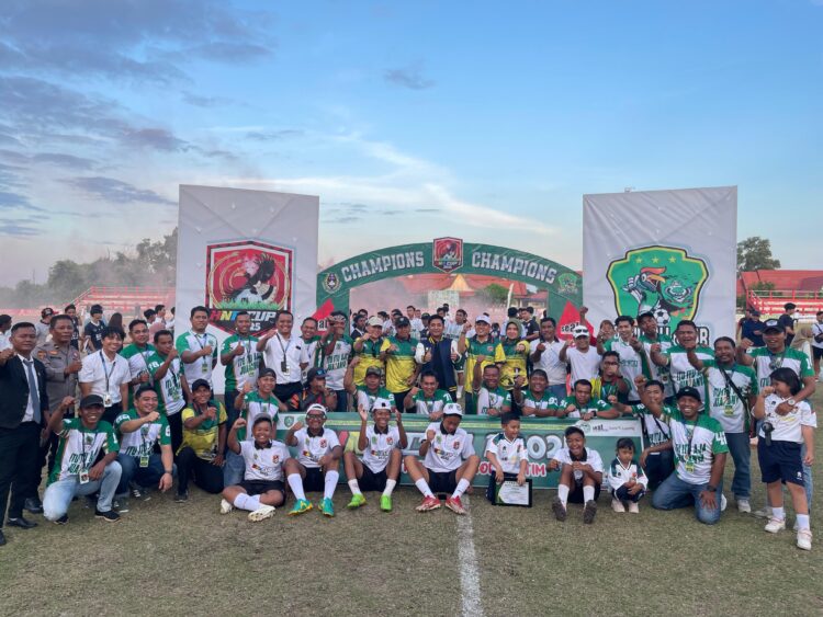 Penutupan Sepak Bola HNR Cup 1 tahun 2025 Disaksikan Ribuan Penonton di Stadion 29 Nopember Sampit