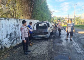 Mobil Pick Up Misterius Hangus Terbakar Di Pringsewu, Polisi : Masih Diselidiki Pemilik dan Sebab Terbakar