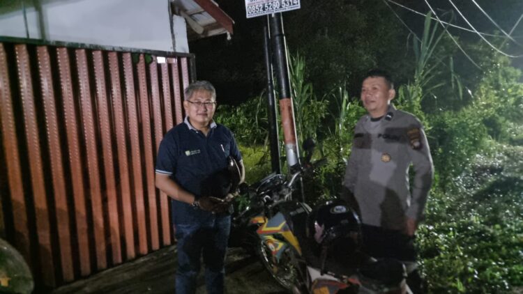 Tingkatkan Patroli di Malam Hari, Personil Polsek Menjalin Sapa Warga untuk Jaga Kamtibmas