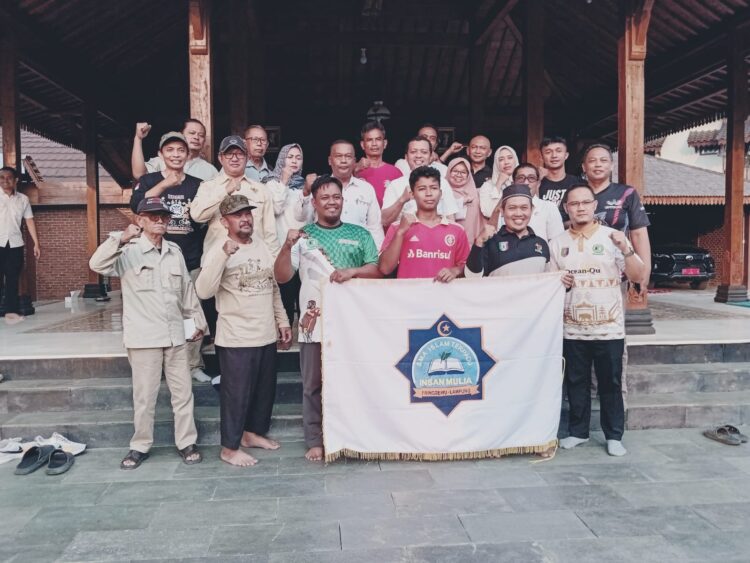 Bupati Pringsewu Riyanto Pamungkas Lepas Kontingen KORMI Menuju FORNAS VIII NTB 