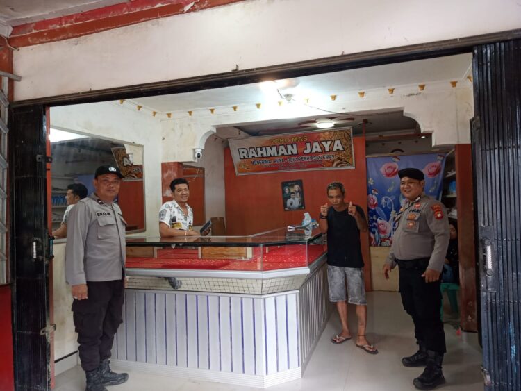 Cegah Tindak Kriminalitas Samapta Polsek Menyuke Laksanakan Patroli Siang
