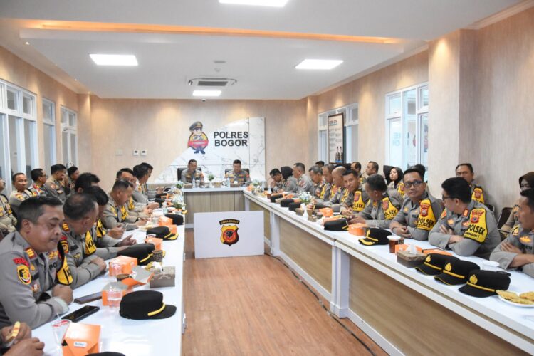 Kapolres Bogor Pimpin Anev Mingguan Sitkamtibmas di Wilayah Hukum Polres Bogor