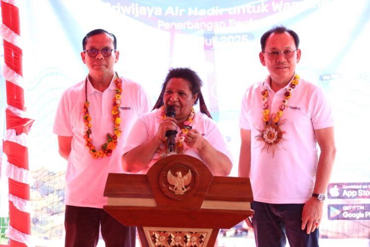 Kawal Penerbangan Perdana Sriwijaya Air ke Wamena, Wamendagri Ribka Harap Berdampak terhadap Kesejahteraan Masyarakat