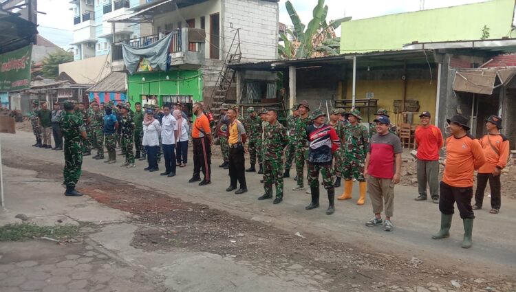 Pimpin Apel Pagi Pasukan, Pasiops Satgas TMMD Reguler Ke-125 Kodim 0735/Surakarta Ingatkan Jaga Kesehatan, Keamanan Dan Keselamatan Kerja