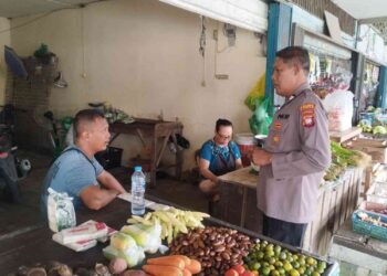 Polsek Mandor Intensifkan Patroli Dengan Menggunakan Kendaraan Dinas, Warga Apresiasi