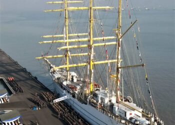 Asean Plus Cadet Sail 2025: TNI AL Libatkan Kadet dari Negara Berkonflik Ikut Pelayaran KRI Bima Suci