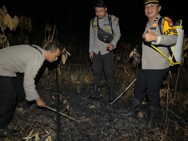 Quick Respon , Polsek Mempawah Hulu datangi titik hotspot Karhutla.