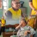 Kapolsek Cikarang Selatan Salurkan Bantuan Kursi Roda untuk Lansia dalam Program Bakti Kesehatan