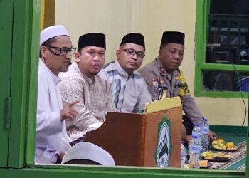 Kapolsek Cikarang Selatan Hadiri Ta’lim Rutin FK-DKM di Masjid Al-Barokah Ciantra