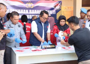 Polres Kotim Musnahkan Sabu dari 9 Orang Tersangka, Sebanyak 86 bungkus plastik dengan berat bersih 333,33 gram