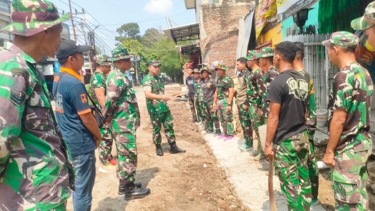 Dansatgas TMMD Reguler Ke-125 Kodim 0735/Surakarta Tekankan Semangat Dan Moril Anggota Dalam Bekerja
