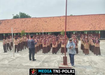Pelatihan Pramuka.Membangun Karakter dan Keterampilan Siswa