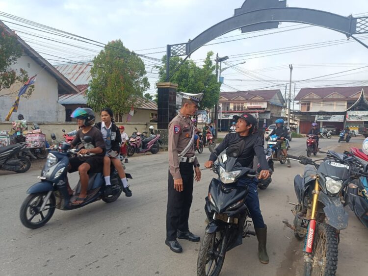 Laksanakan Pengaturan Arus Lalu Lintas Untuk Ciptakan Arus Lalin Yang Aman Dan Lancar