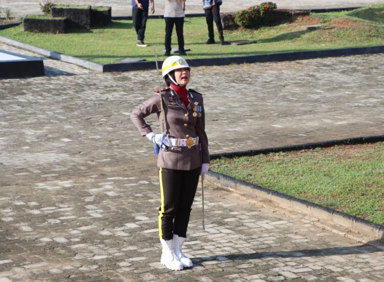 Iptu Arum Monita Sari, Polwan Tegas Jadi Komandan Upacara HUT RI di Lampung Tengah