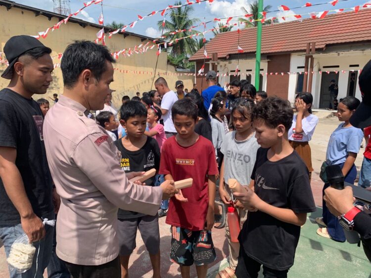 Penuh Canda dan Tawa, Polsek Mempawah Hulu Rayakan HUT RI ke-80 dengan Aneka Lomba