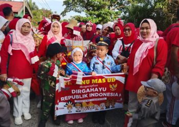 Pawai TK dan SD Se-Kecamatan Baamang di Buka Camat Baamang Sufiansyah SE