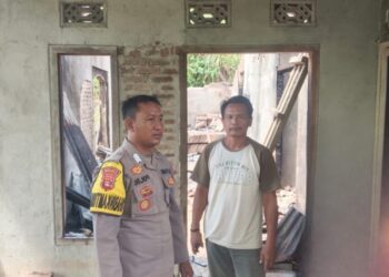 Polsek Cukuh Balak Identifikasi Kebakaran Rumah Warga, Kerugian Ditaksir Rp130 Juta