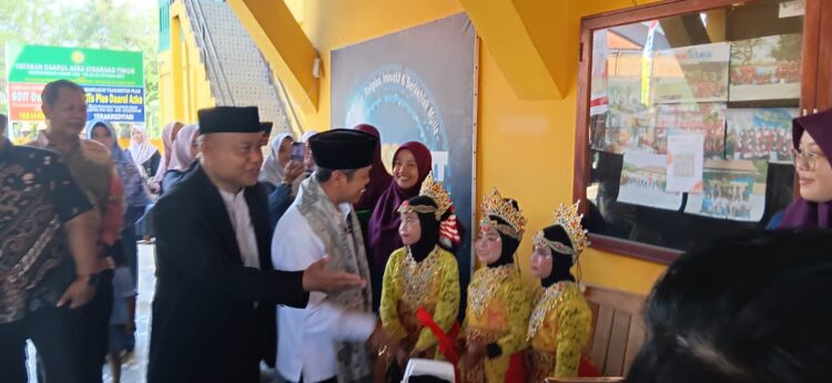 Polsek Cikarang Timur Amankan Kunjungan Wakil Menteri Pendidikan Dasar dan Menengah RI