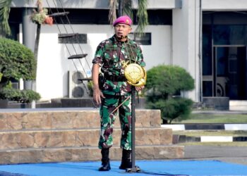 Komandan Batalyon Infanteri 3 Marinir berikan Pengarahan Kepada Prajuritnya