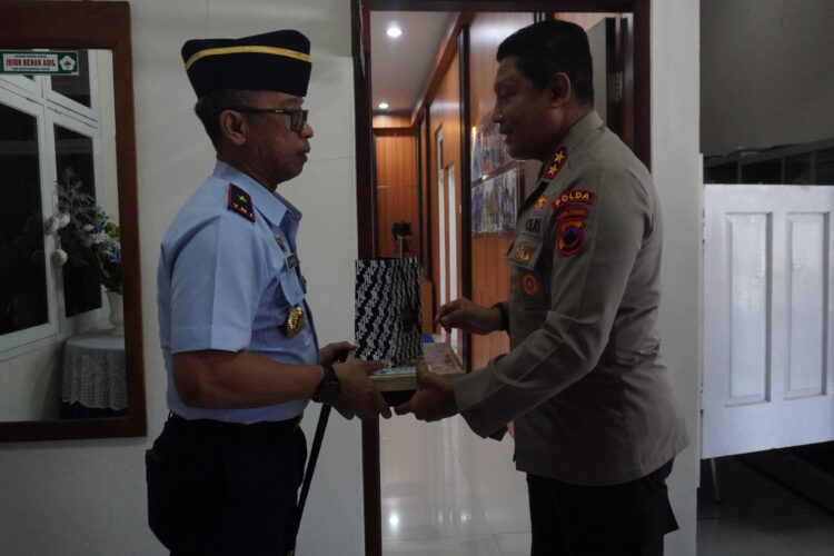 Kapolda Jateng Kunjungi Danlanud Adi Soemarmo, Perkuat Sinergitas Jaga Kondusifitas Jawa Tengah