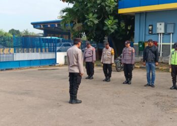 Polsek Cibarusah Pastikan Keamanan Massa Serikat Pekerja