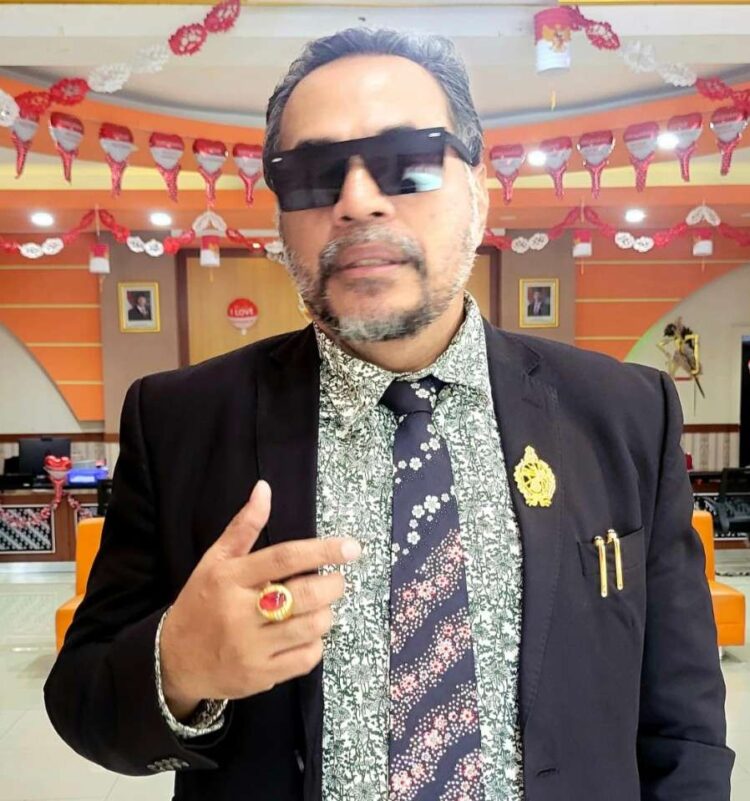 Erles Rereral: Hentikan Politik Dinasti! Suami-Istri Berebut Kursi Sama dengan Mengkhianati Demokrasi