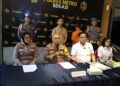 Polres Metro Bekasi Ungkap Kasus Pencurian Sepeda Motor dengan Pemberatan, Pelaku Ditangkap Warga.