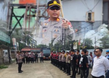 Mahasiswa Universitas Pelita Bangsa Gelar Aksi Unjuk Rasa Depan Kampus, Polsek Cikarang Selatan Siapkan 106 Personel untuk Pengamanan