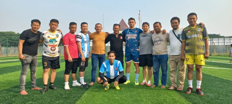 Polsek Cikarang Pusat Gelar Olahraga Bersama Warga, Jalin Silaturahmi dan Tingkatkan Sinergitas   