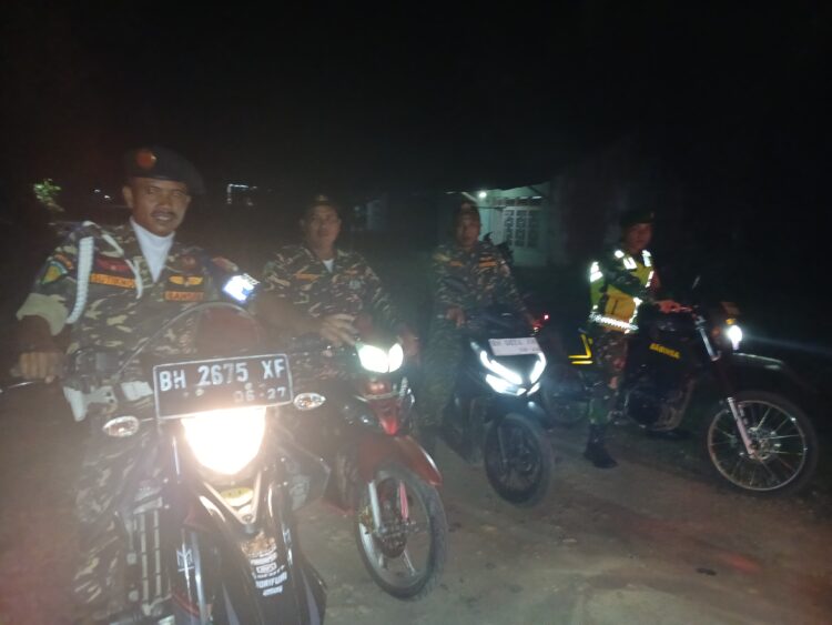 Sinergi TNI, Ormas dan Warga: Patroli Malam Wujud Nyata Jaga Kamtibmas di Wilayah Koramil 420-09/Bangko