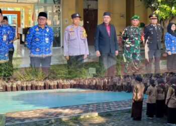 *Polsek Cikarang Selatan Kawal Upacara Hari Kesaktian Pancasila di SMAN 2 Cikarang Selatan