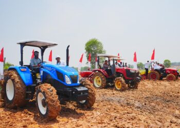 Kawal Instruksi Presiden soal Swasembada Pangan, Kapolri Gelar Tanam Jagung Serentak